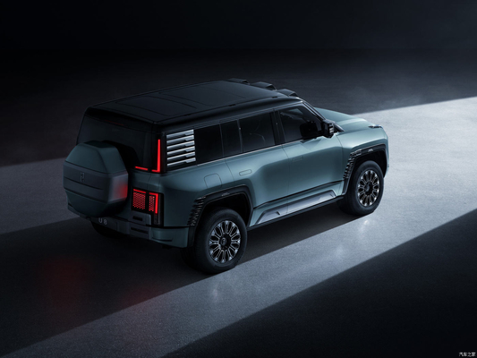Le dépôt pour 2024 BYD Yangwang U8 Véhicule électrique à autonomie étendue rouge/bleu ou autre