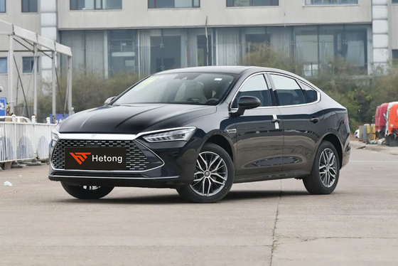 BYD Qing Plus DM-i55km EV 5 sièges voitures d'occasion pour les voyages dans le monde entier et le ménage