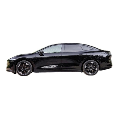 Zeekr 007 4WD à grande vitesse 4 portes 5 places voiture avec une autonomie de 870 km et 400 kW de puissance maximale