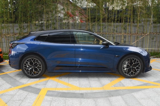 2024 4WD Véhicule électrique pur Zeekr 001 avec batterie puissante et choix de longue portée